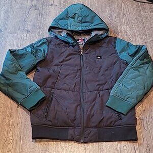 Quicksilver Boys Large hooded Jacket. Inside and Outside 100% polyester